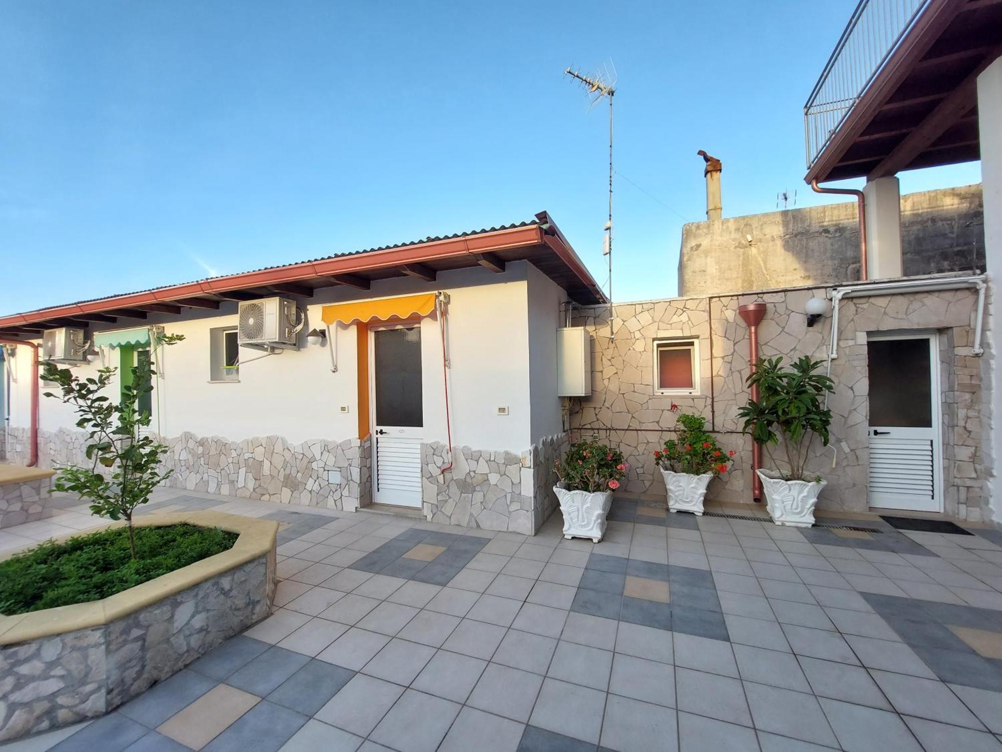 Hotel Oltremare Vignacastrisi Exterior foto