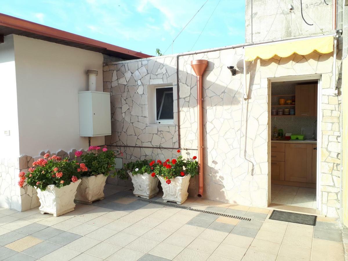 Hotel Oltremare Vignacastrisi Exterior foto
